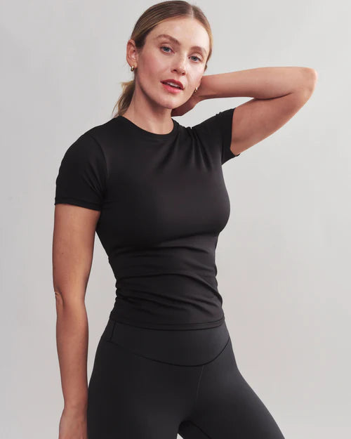 RHONE - ULTIMATE LAYER TEE