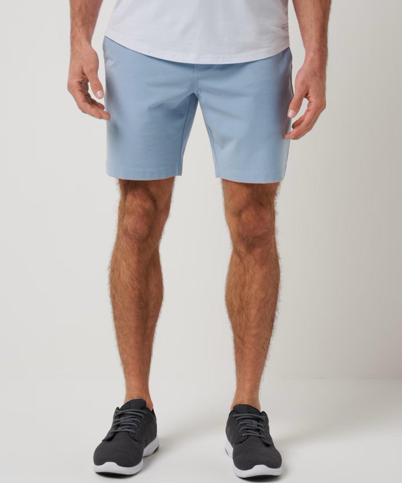 TRAVIS MATHEW - TECH CHINO SHORT 8IN