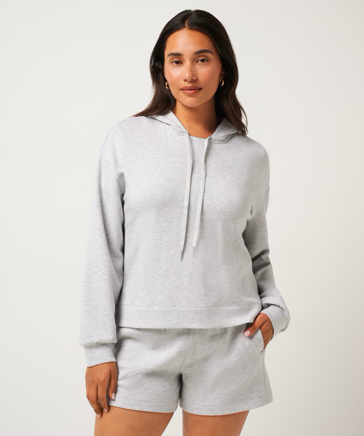 TRAVIS MATHEW - SKYLOFT SOFT HOODIE