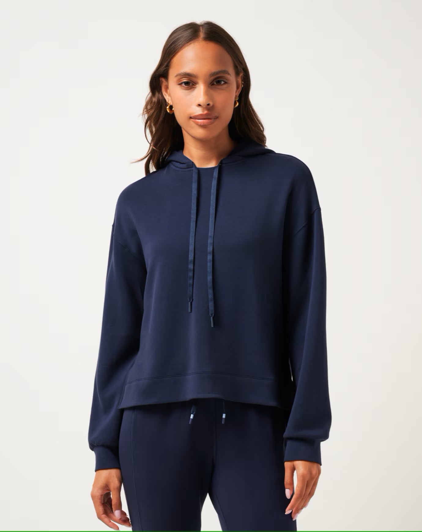 TRAVIS MATHEW - SKYLOFT SOFT HOODIE
